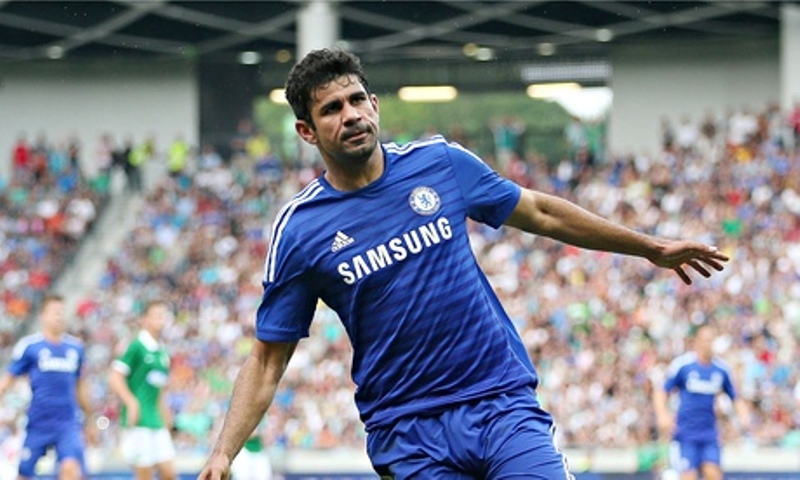 Diego Costa plundered a hat-trick as Chelsea moved three points clear at the Premier League summit by coming from behind to beat Swansea City 4-2 on Saturday.