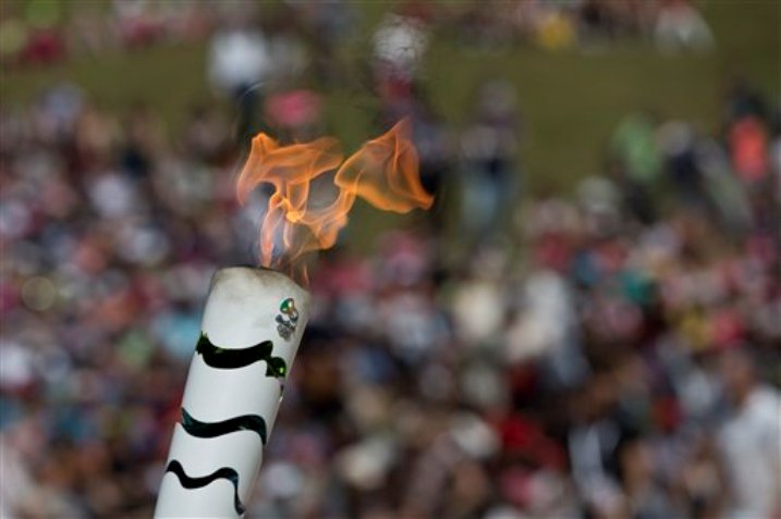 olympic.2-16.torch