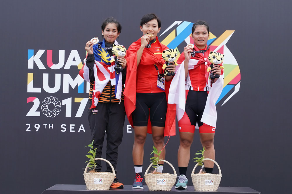 29th SEA Games KL2017 Cycling Women Mass Start - Podium Winner