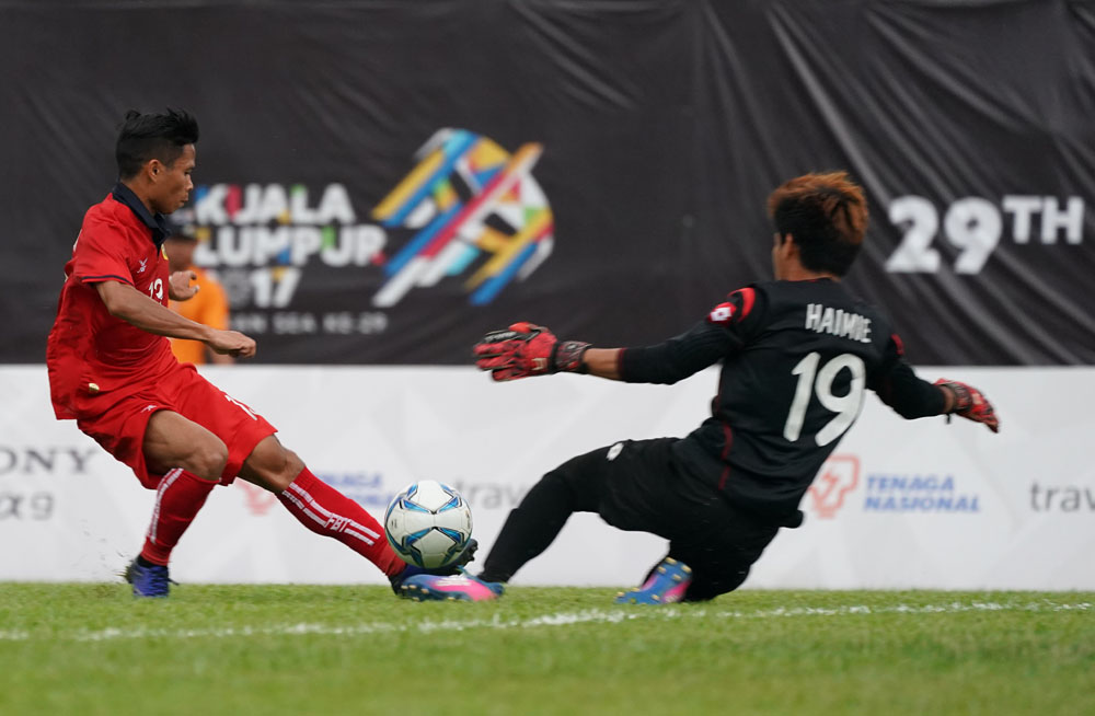 29th SEA Games KL2017 Football - Laos vs Brunei